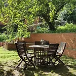 Hébergement de vacances Church Hall & Secret Garden Hideaway At Summer Hills Whitby