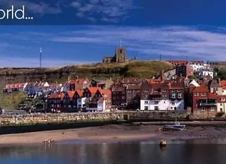 Church Hall & Secret Garden Hideaway At Summer Hills